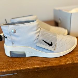 Nike x Fear of God unisex Mocs